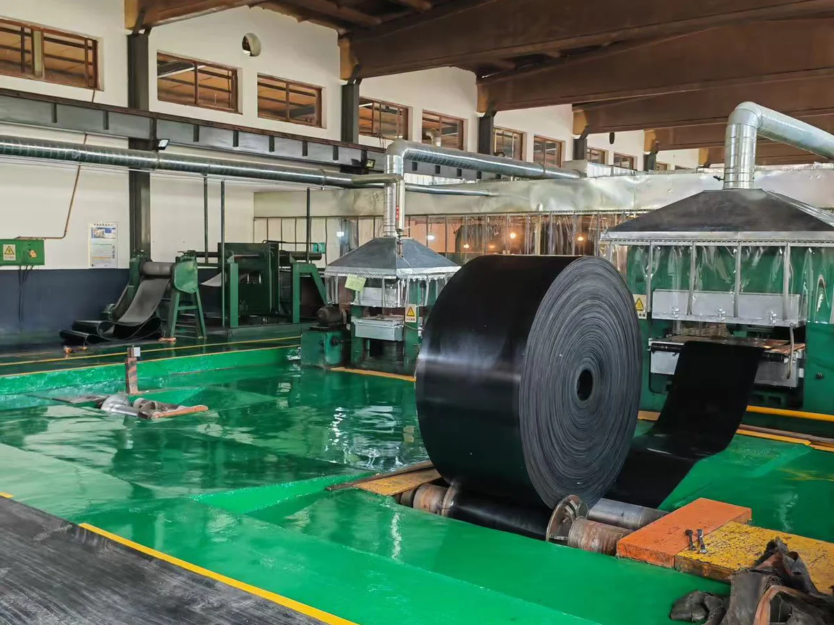 Conveyor belt roll on a production line inside Bada factory